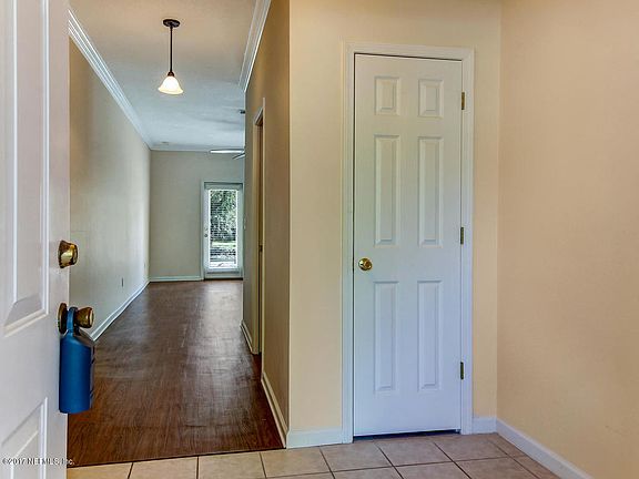3rd image of 1554 Mardis Pl W