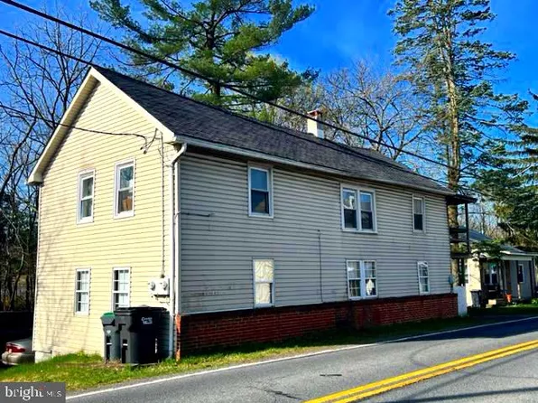 1990 Fair Rd, Schuylkill Haven, PA 17972