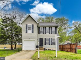 1001 Glacier Ave, Capitol Heights, MD