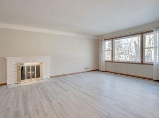 6004 Birchcrest Dr, Edina, MN 55436