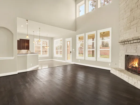 9039 Charncross Ln, Tomball, TX 77375