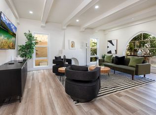 8838 Alcott St, Los Angeles, CA 90035