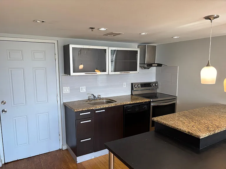 701 S Madison Ave #315 — Photo 13