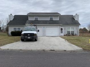 7220 N Moberly Dr #A & B, Columbia, MO 65202