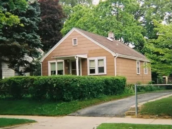 6057 N 38th St, Milwaukee, WI 53209