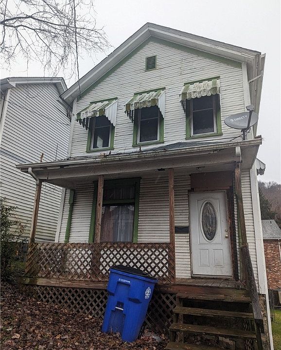 1st image of 927 Denver St