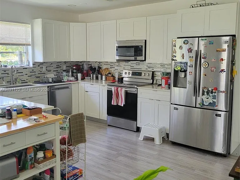13220 SW 99th Pl — Photo 2