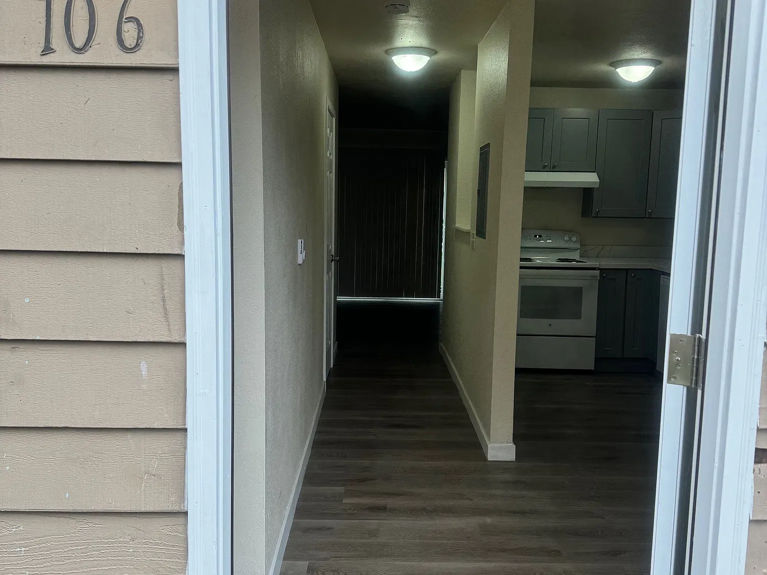2 bed, $1,350 — Photo 3