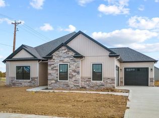 1572 Hager Way, Fort Wayne, IN