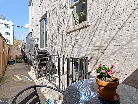 5th image of 1436 Ogden St NW APT 3
