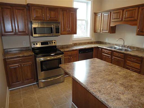 2nd image of 1513 Bath Ave