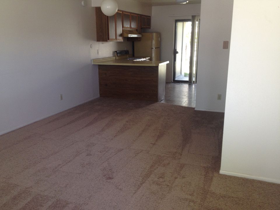 2nd image of 1301 Chelwood Park Blvd NE APT A