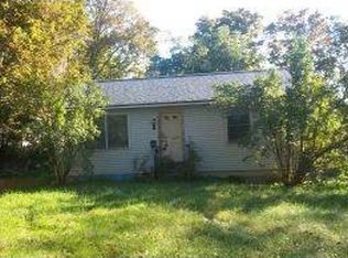 35 Orange St, Farmington, NH 03835