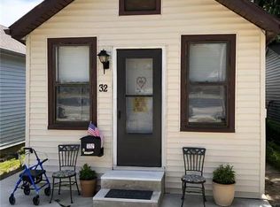 32 Seafoam St, Staten Island, NY 10306