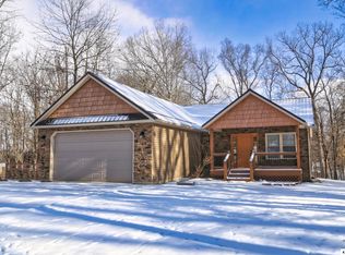 817 Highland Hills Dr, Howard, OH 43028