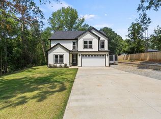 10 Fort Prince Ct, Wellford, SC 29385