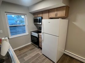 217 Pershing Ave, Carteret, NJ