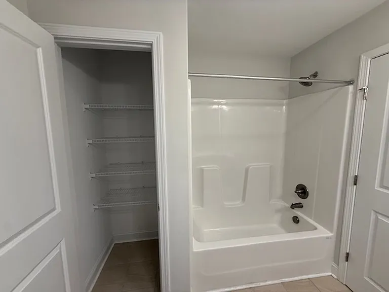 400 Bulrush Ct — Photo 27