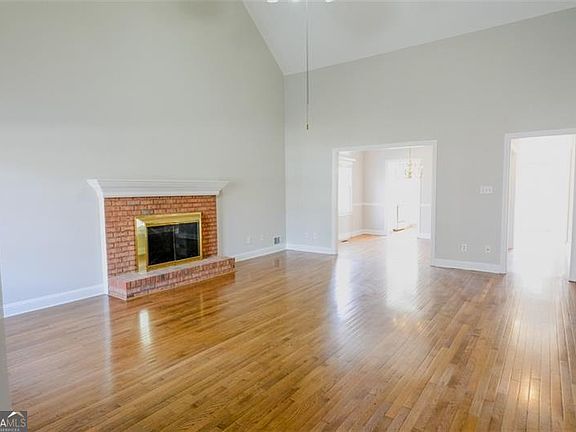 4th image of 1940 Stockton Walk Ln