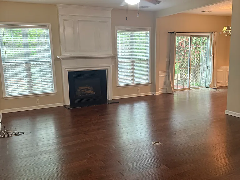 4132 Royal Regency Cir NW — Photo 3