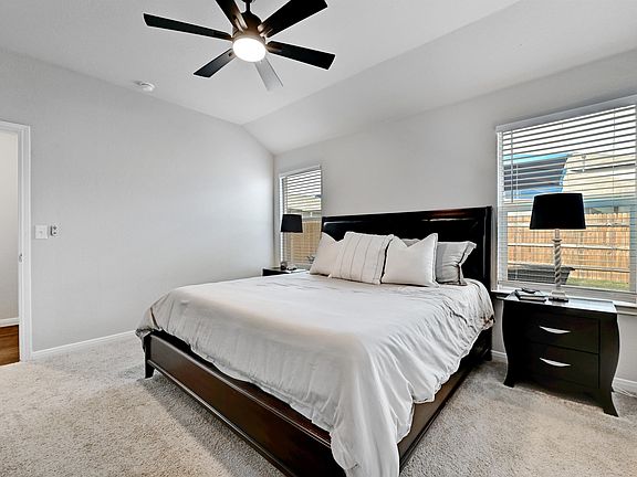 2nd image of 3032 Maryanne Ln