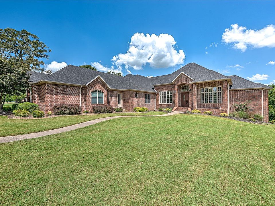 1st image of 10951 Kennesaw Dr