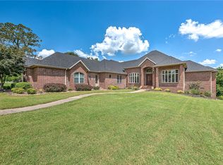 10951 Kennesaw Dr, Bentonville, AR 72712