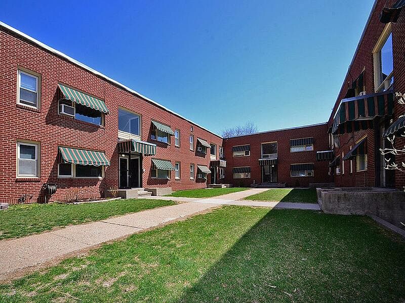 1st image of 621 S 35th St APT 11