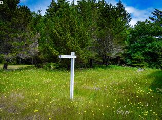 32800 J Pl, Ocean Park, WA 98640