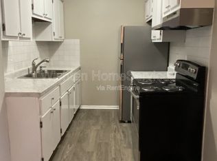 217 Charleston Blvd #1, Macomb, IL 61455