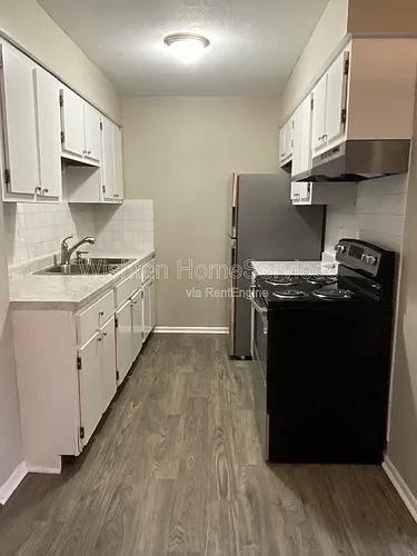 217 Charleston Blvd #1 Photo 1