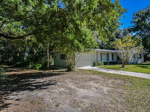 2nd image of 709 Bayou Ave