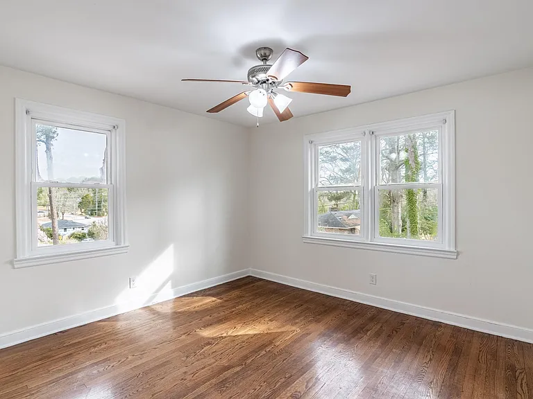 1537 Brennen Rd — Photo 18
