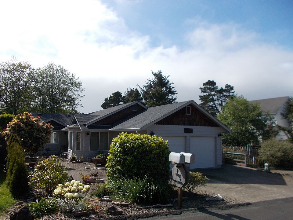 1st image of 2937 NW Neptune Ave