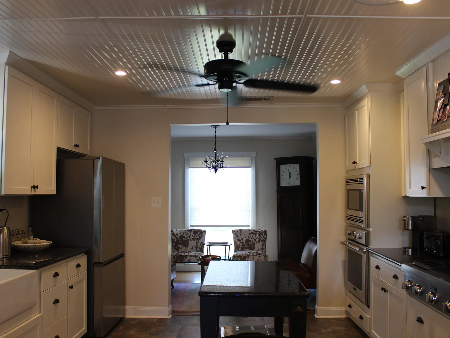 2 bed, 2.5 bath, 1972 sqft, $3,995 — Photo 4