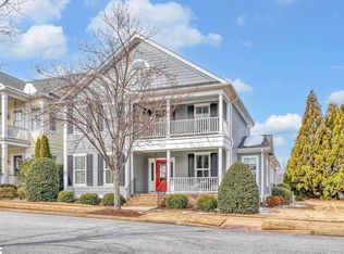 102 Hollingsworth Dr, Greenville, SC 29607