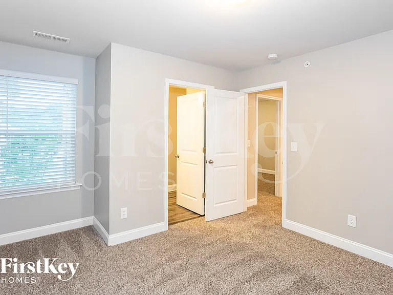 2031 Cypress Village Dr NW — Photo 12