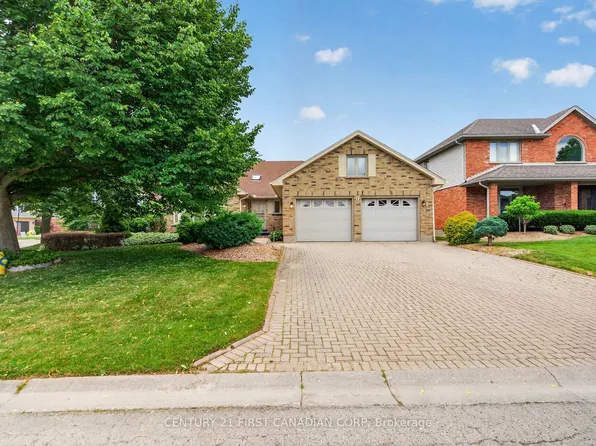 1 Sports Field Cres, London, ON N6K 4J9