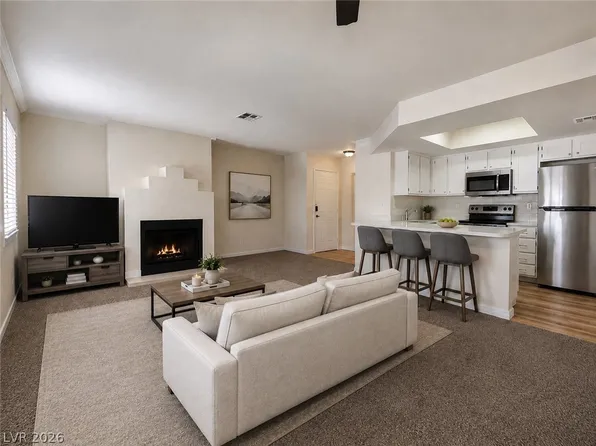 8600 W Charleston Blvd APT 2200, Las Vegas, NV 89117