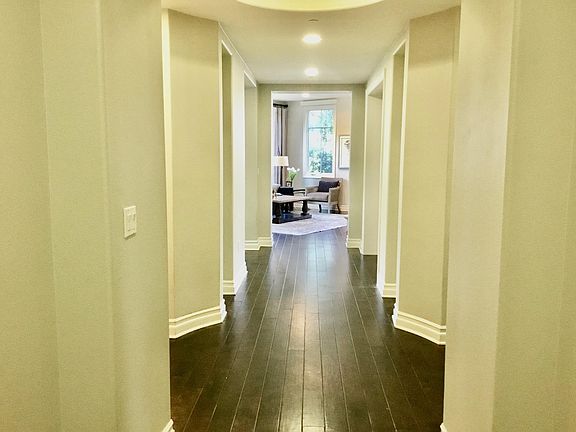 3rd image of 6241 Crescent Park W Unit 201