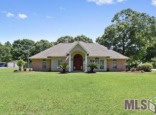 33430 Beverly Dr, Denham Springs, LA 70706