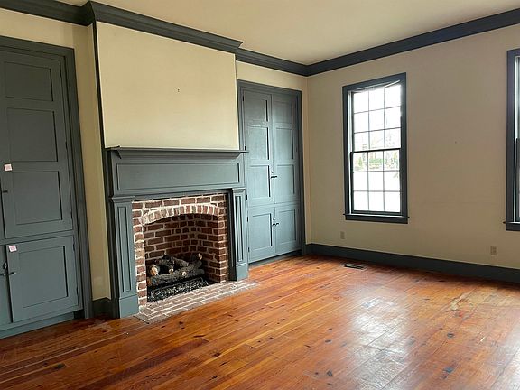 2nd image of 3341 Gallery Dr