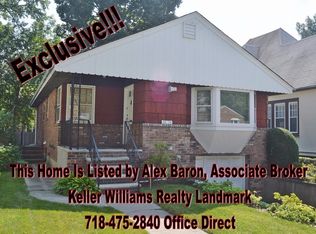 3215 165th St, Flushing, NY 11358