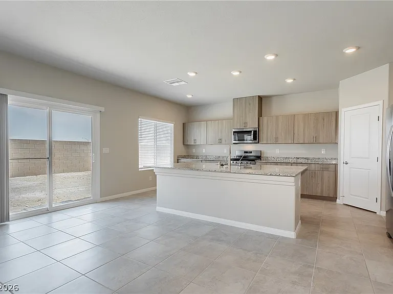 8976 Pacific Mist St — Photo 15