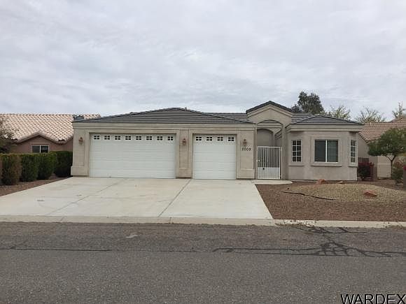1st image of 2009 Desert Palms Dr