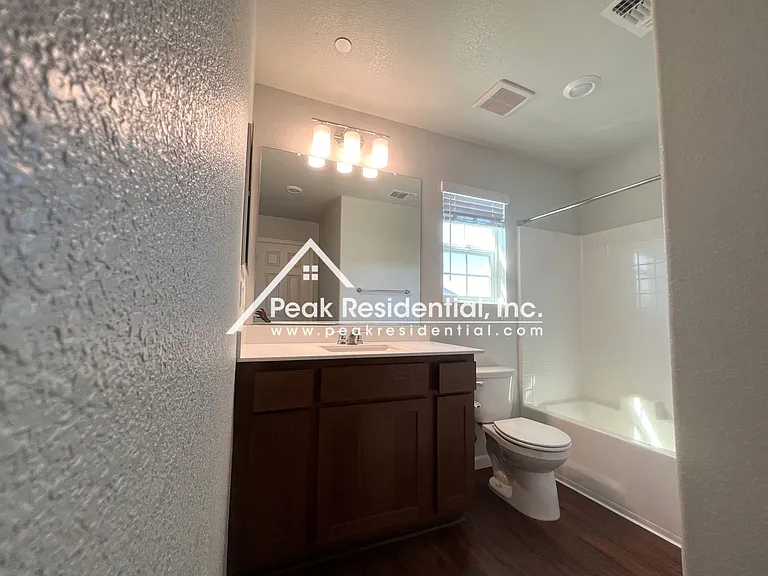 8112 Creeping Willow Ln — Photo 16