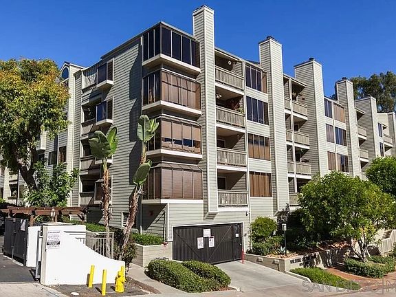 2nd image of 1950 Upas St Unit 308