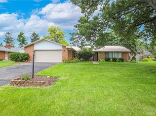 2243 Springmill Rd, Dayton, OH 45440