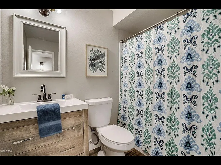 1045 E Carson Dr — Photo 24