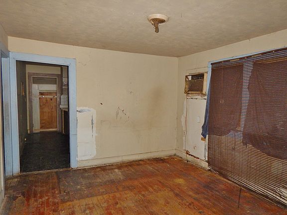 3rd image of 10115 N 14th St